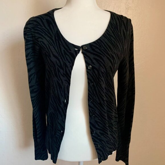 GAP Grey and Black Zebra Animal Print Buttoned Cardigan M - Picture 7 of 9